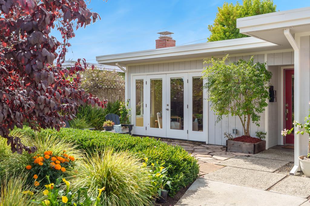 223 Merced Avenue