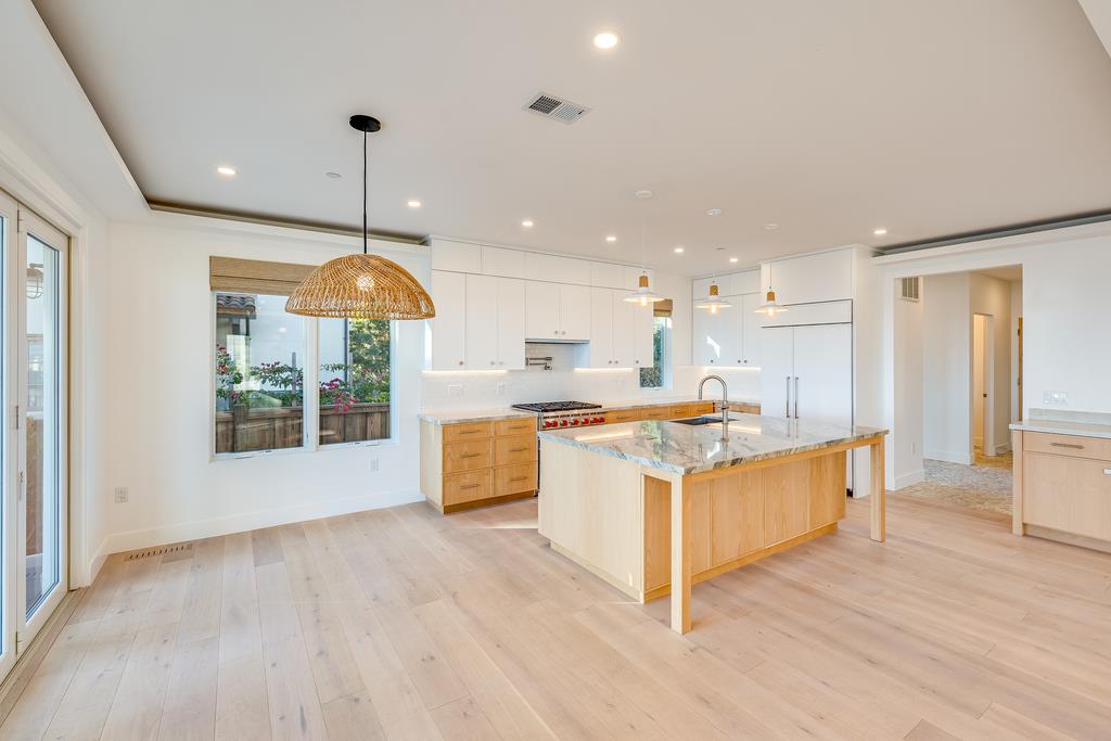 60 Bay Crest Road