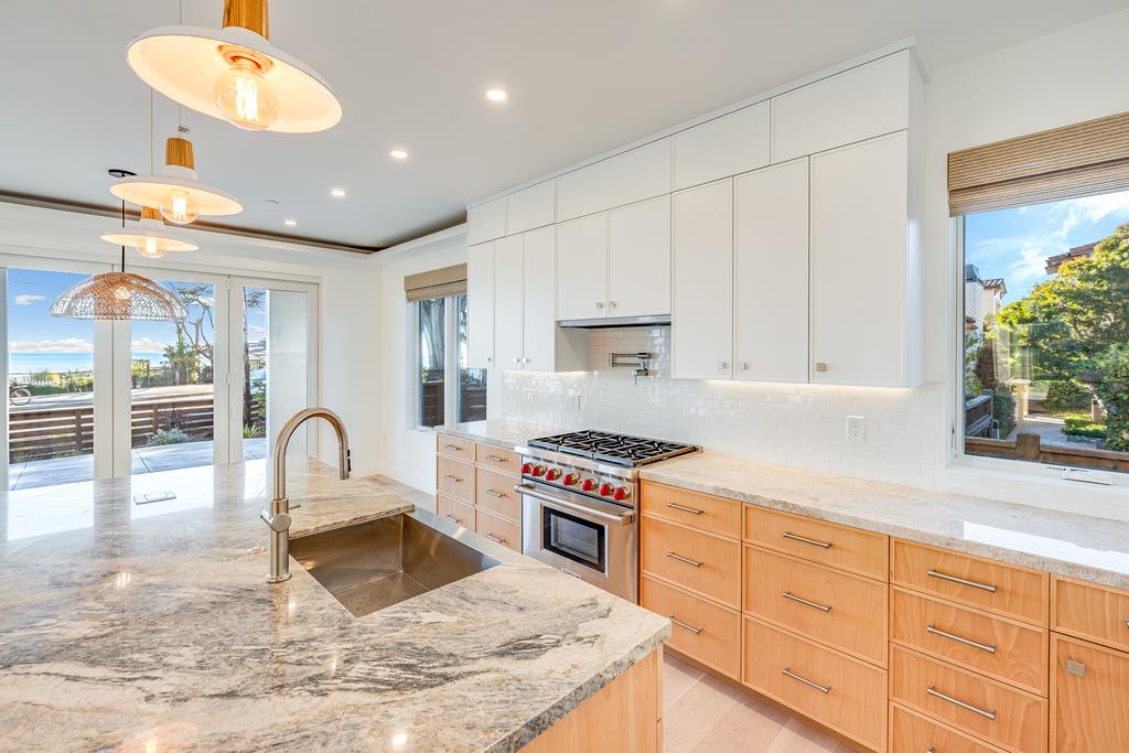 60 Bay Crest Road
