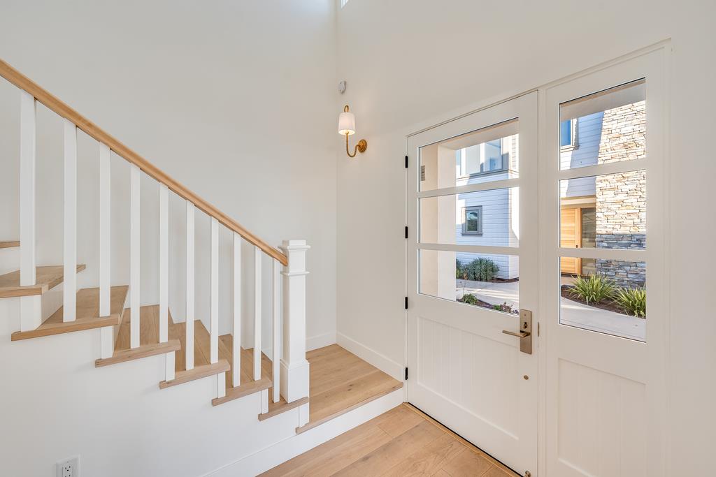 60 Bay Crest Road