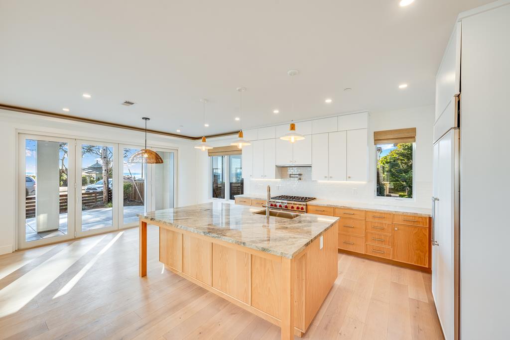 60 Bay Crest Road