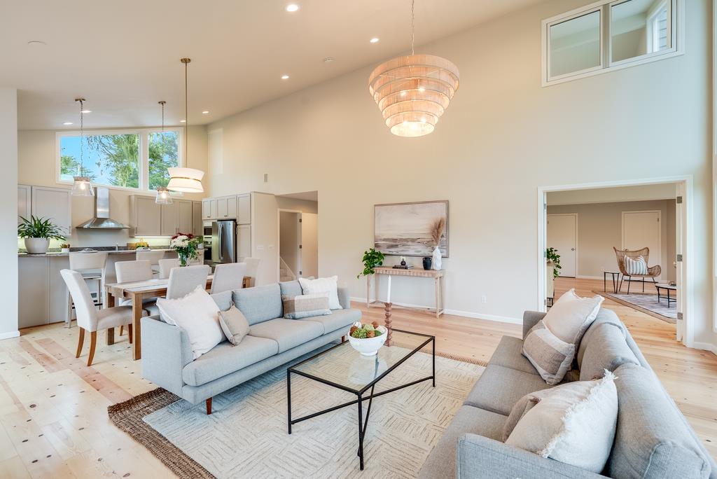 8 Cresta Way