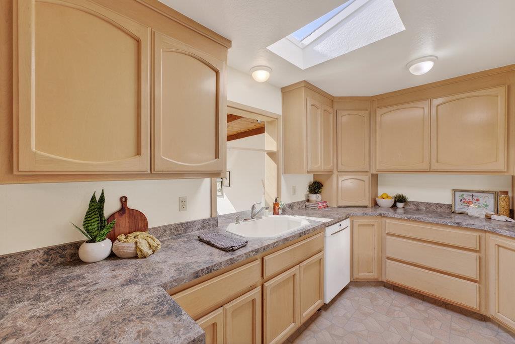 215 Younglove Avenue