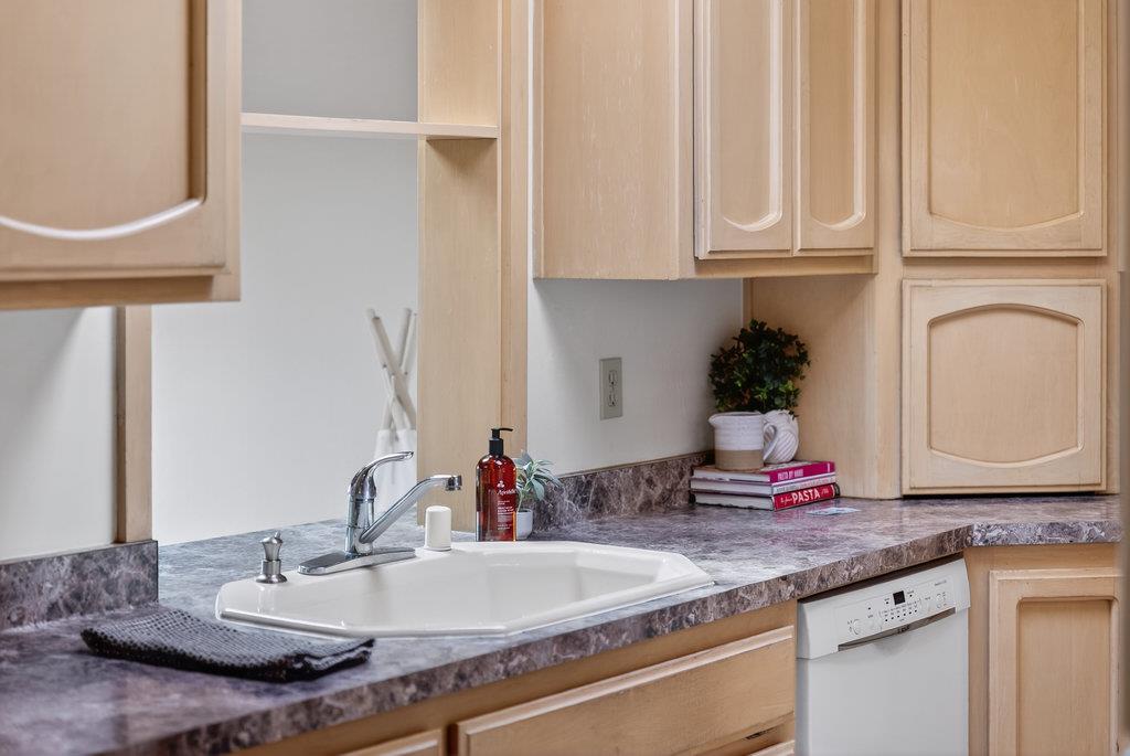 215 Younglove Avenue