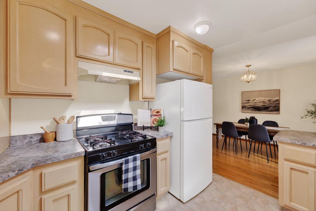 215 Younglove Avenue