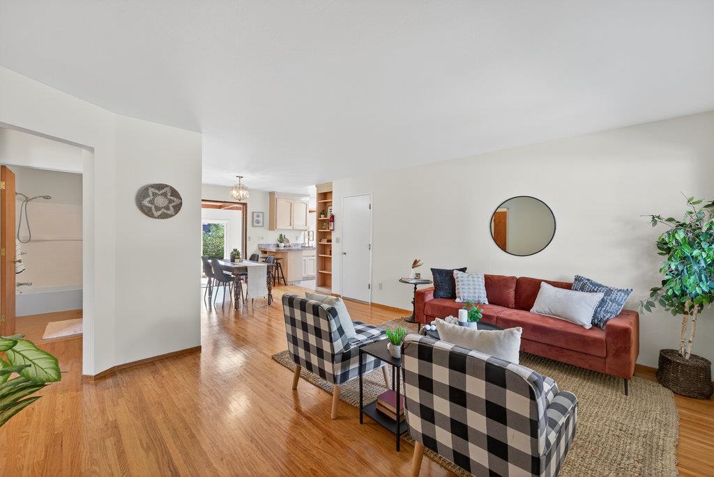 215 Younglove Avenue