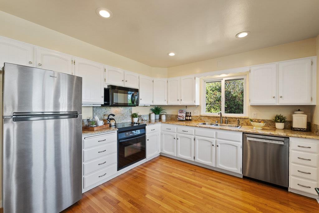 5365 Maretta Drive