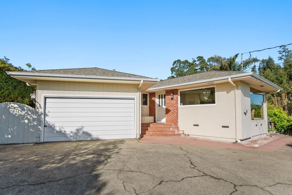 5365 Maretta Drive