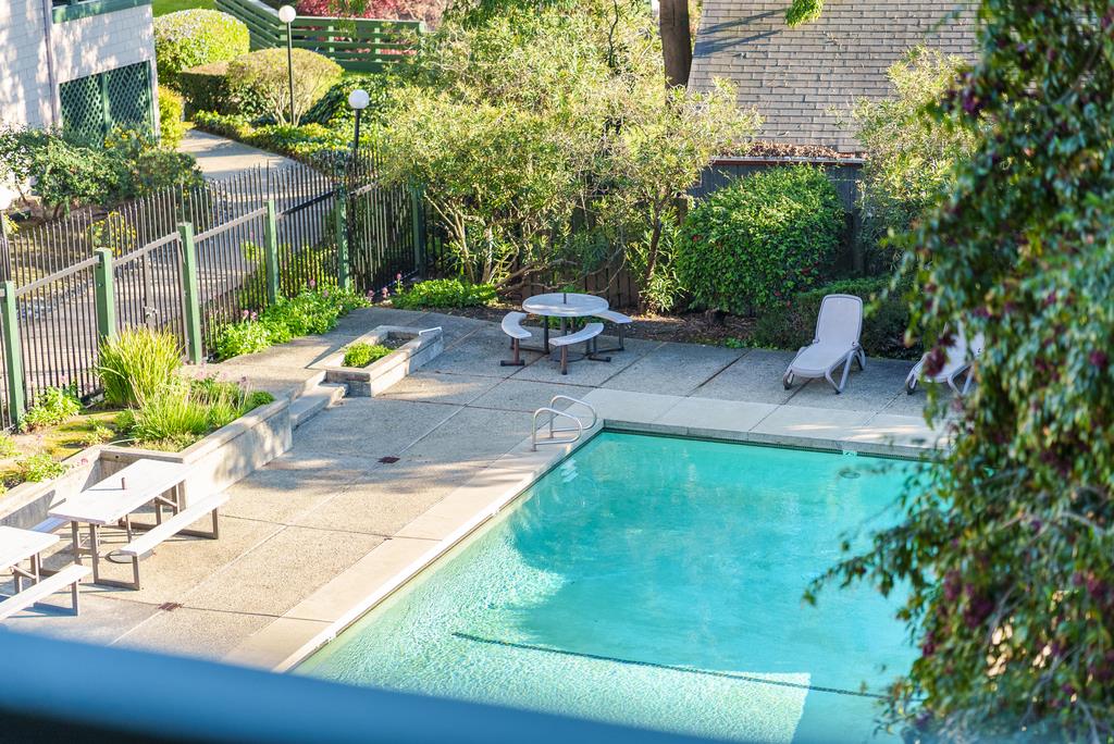 318 Soquel Avenue D3