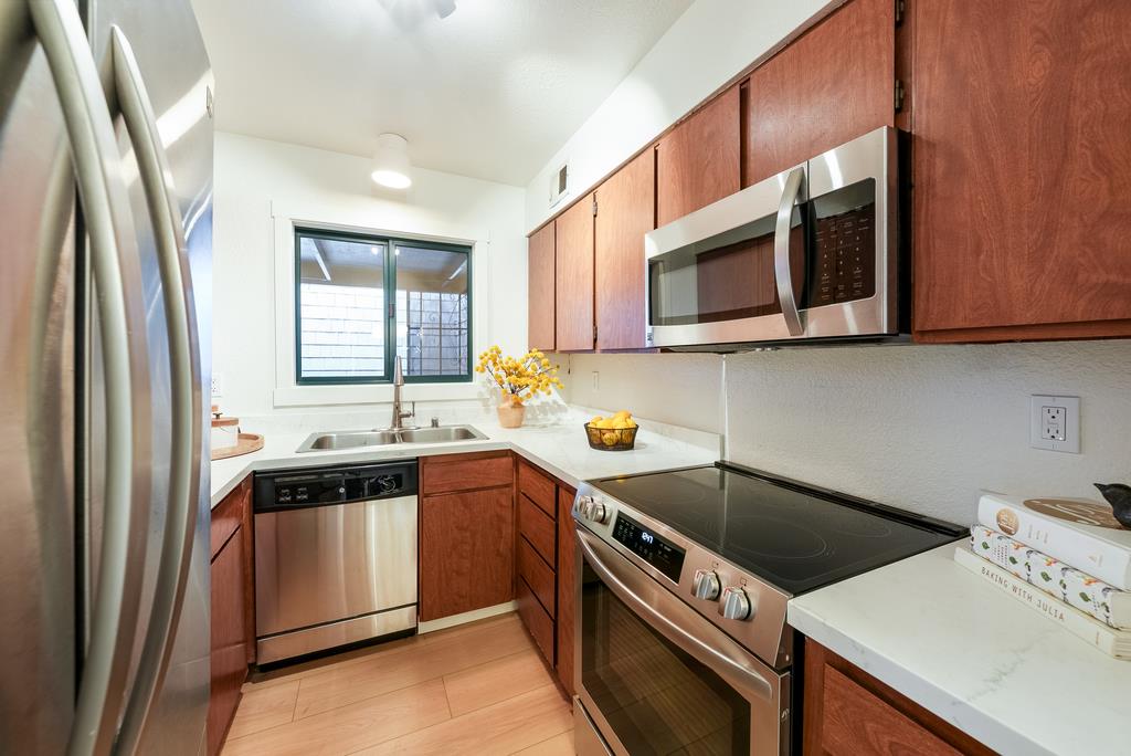 318 Soquel Avenue D3