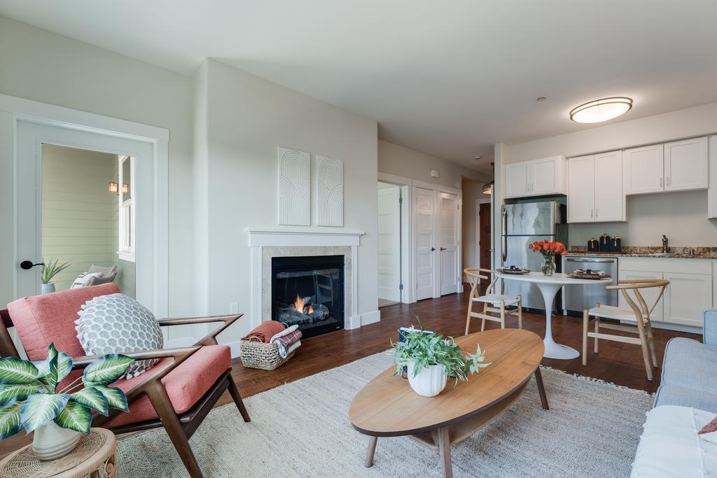 708 Frederick Street 204