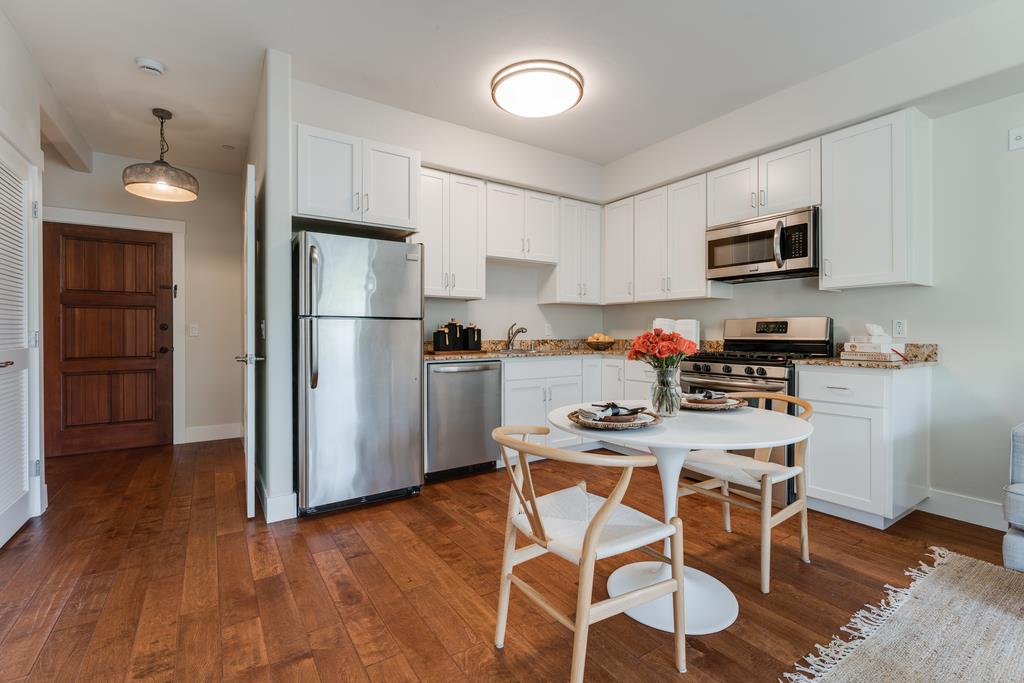 708 Frederick Street 204