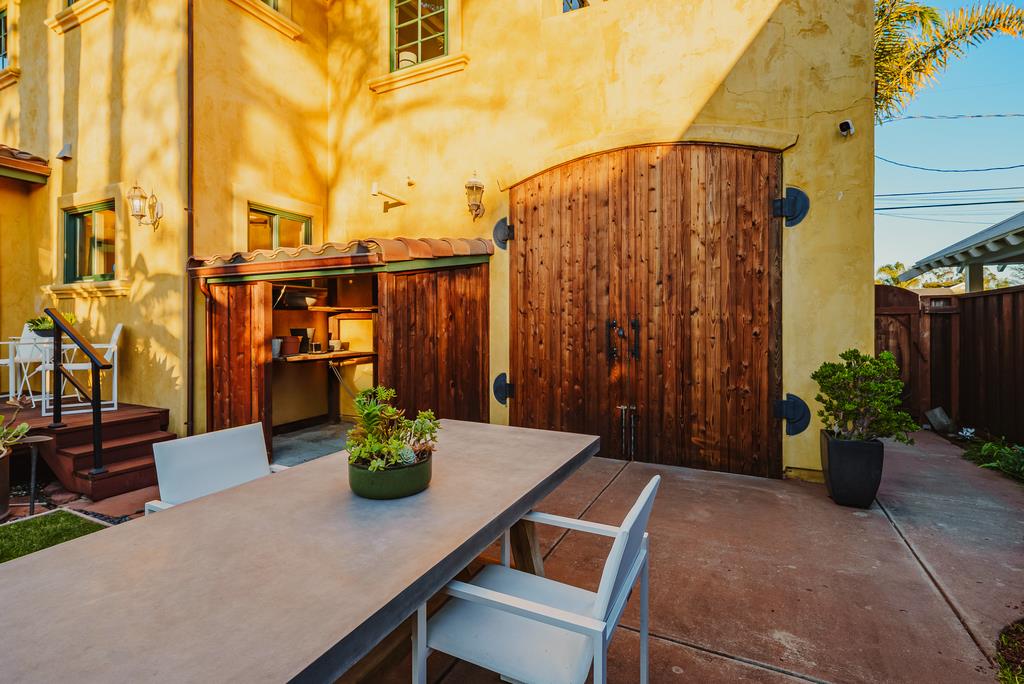 421 Centennial Street