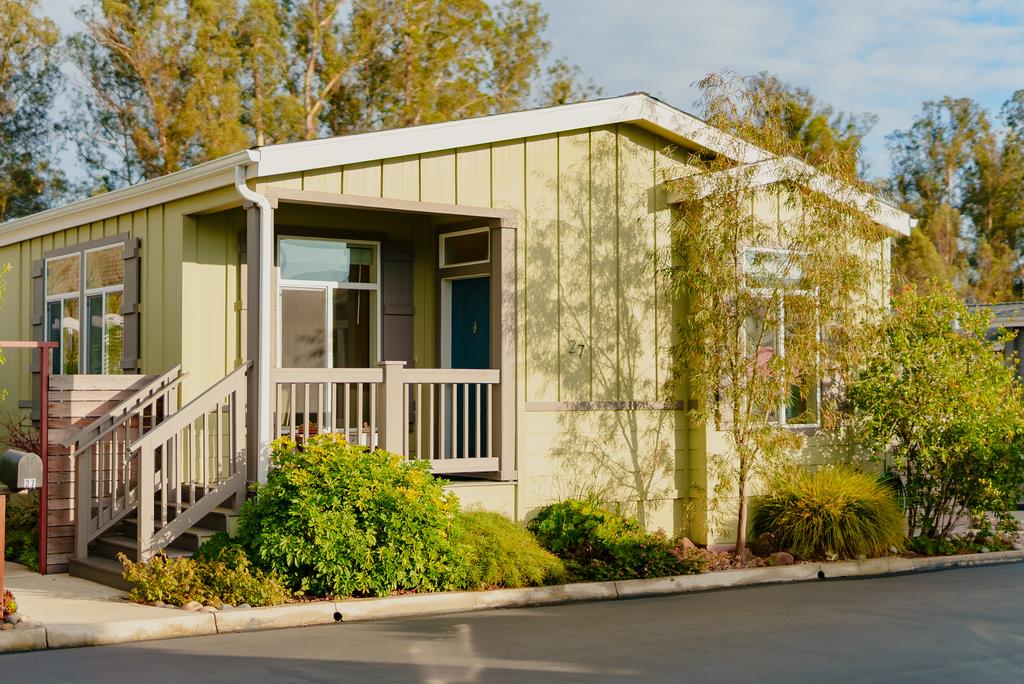 27 Pepperwood Way Unit: 27