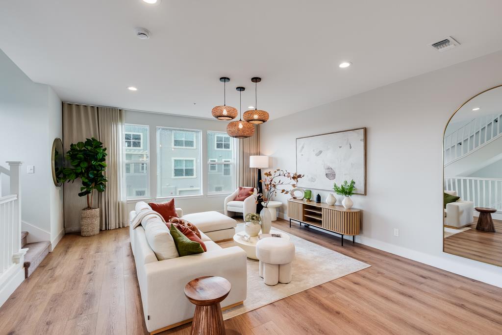 105 Skyline Vista Way