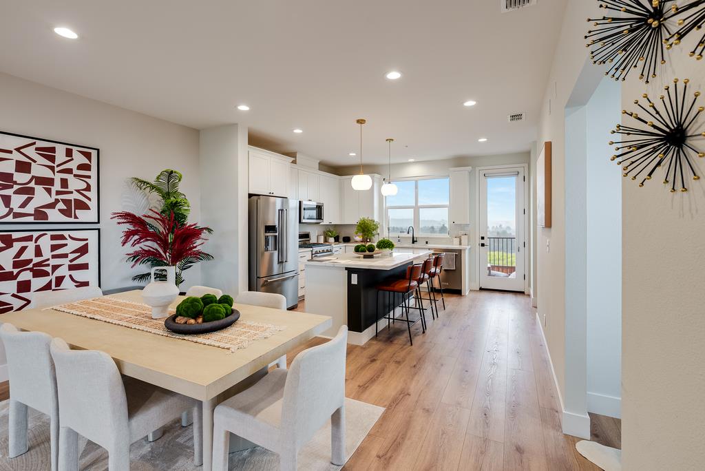 105 Skyline Vista Way