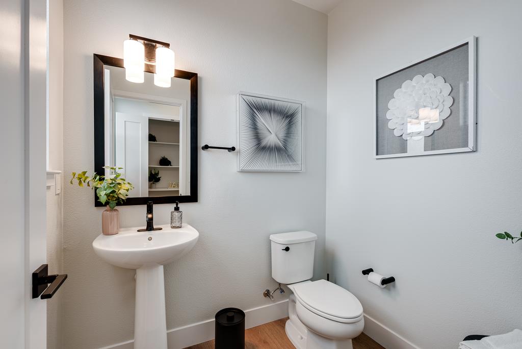 105 Skyline Vista Way