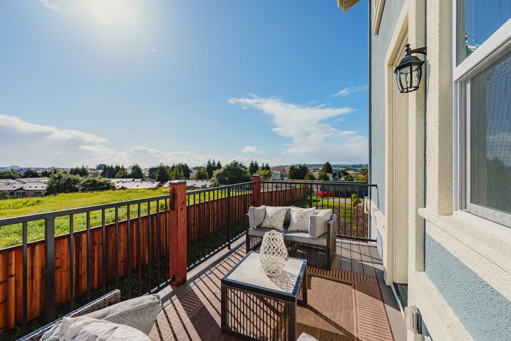 105 Skyline Vista Way