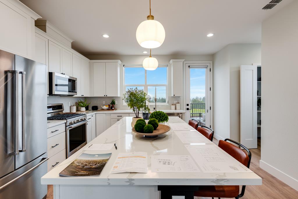 105 Skyline Vista Way