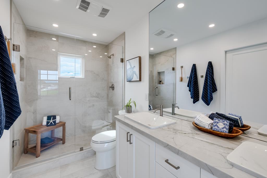 22826 East E. Cliff Drive