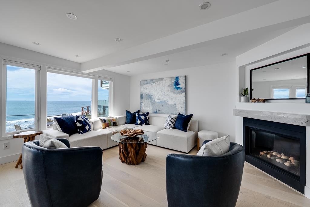 22826 East E. Cliff Drive