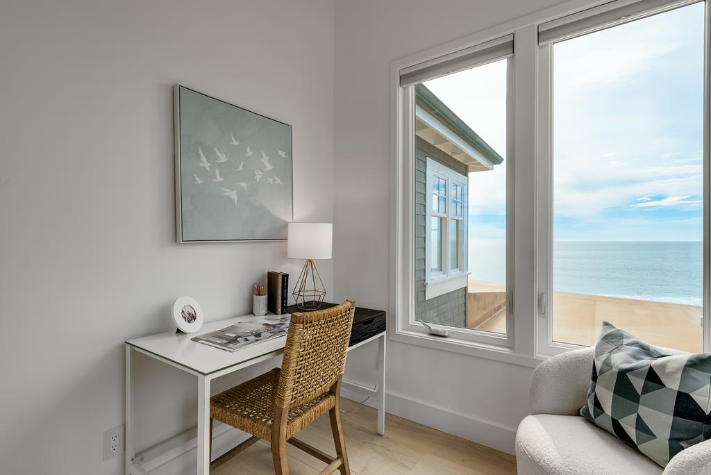 22826 East E. Cliff Drive