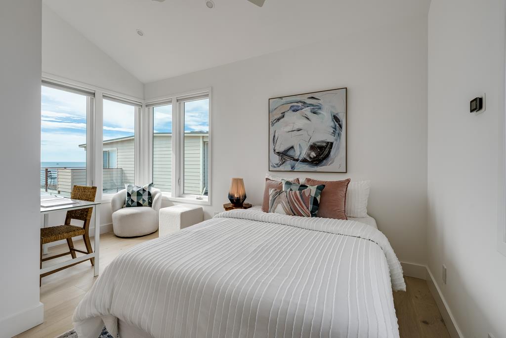 22826 East E. Cliff Drive