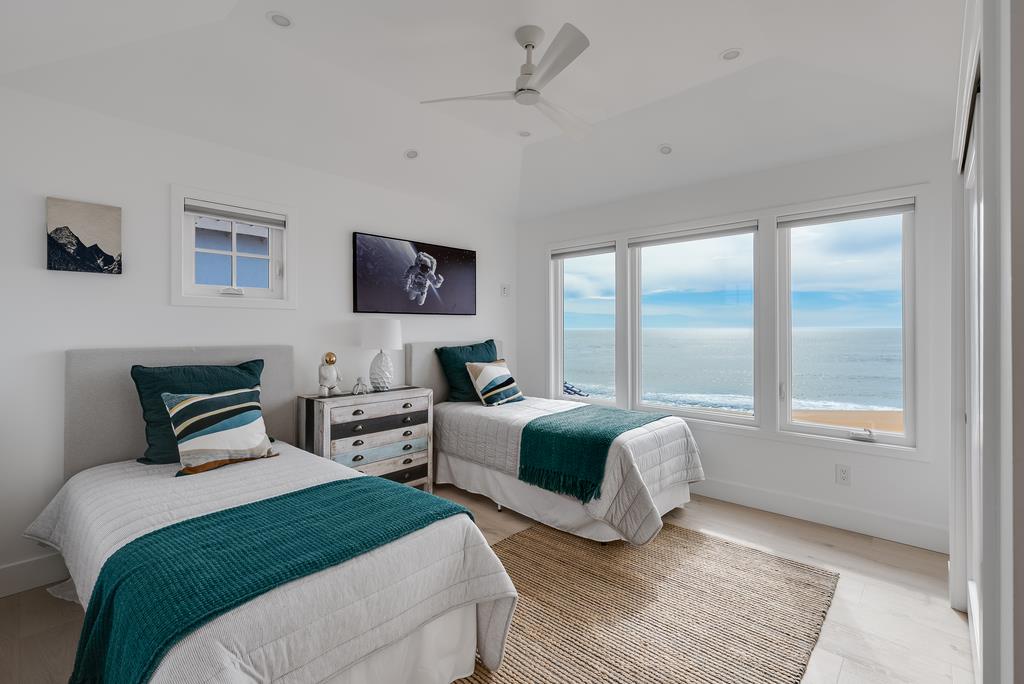 22826 East E. Cliff Drive