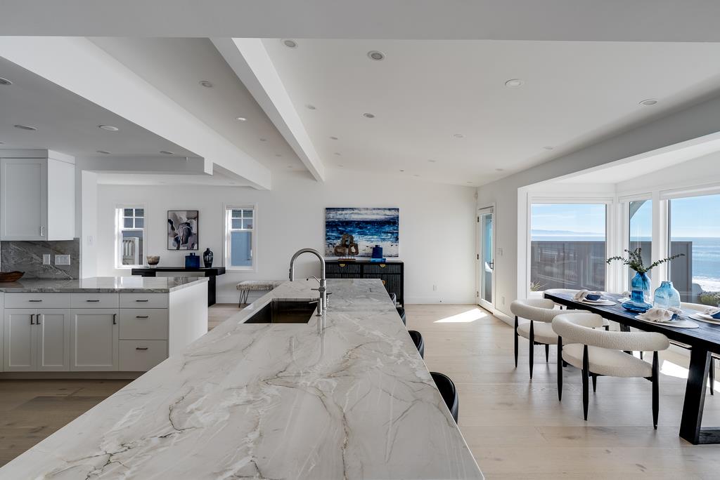 22826 East E. Cliff Drive