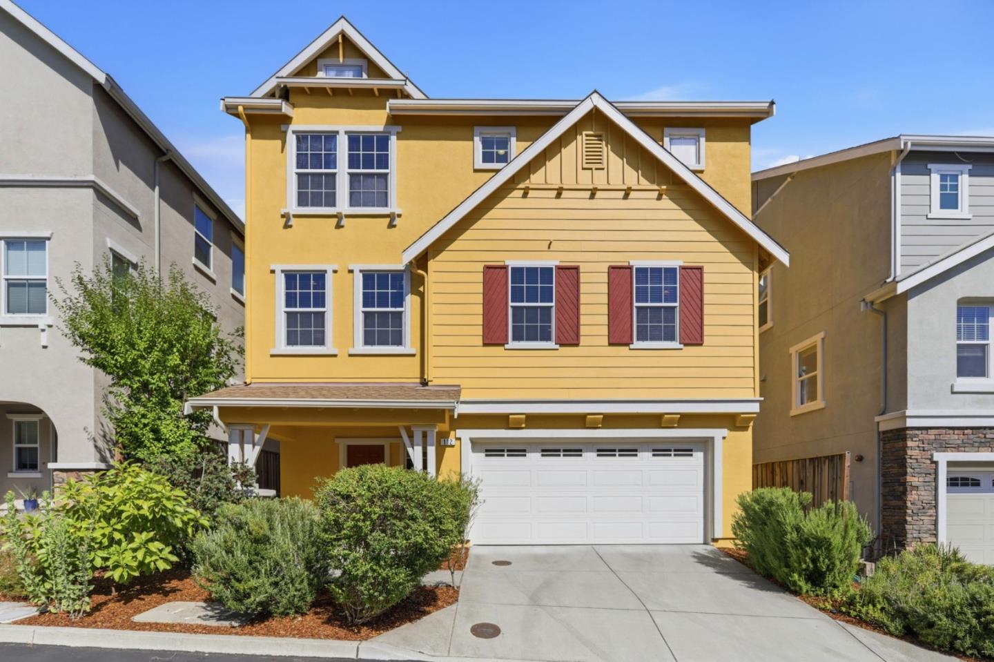 112 Meadowview LN