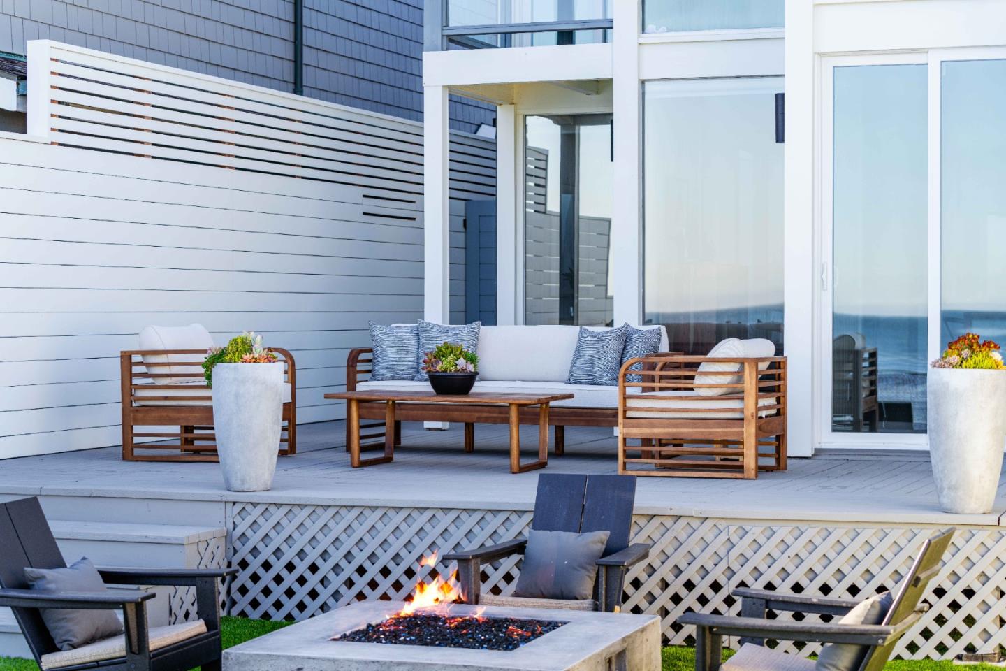 9 Rockview Drive