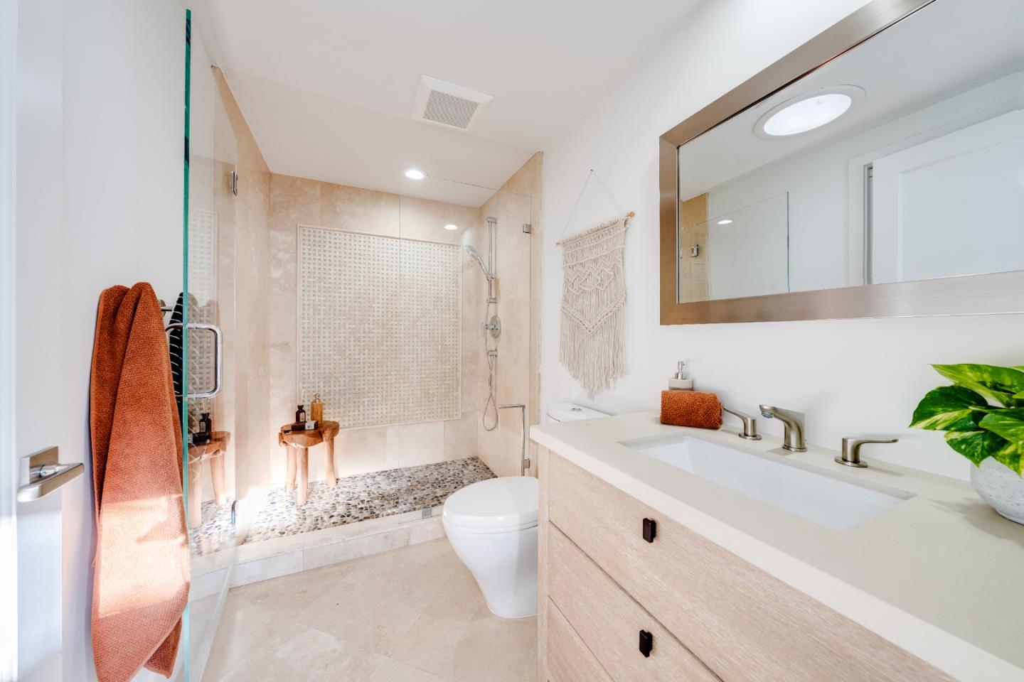 9 Rockview Drive