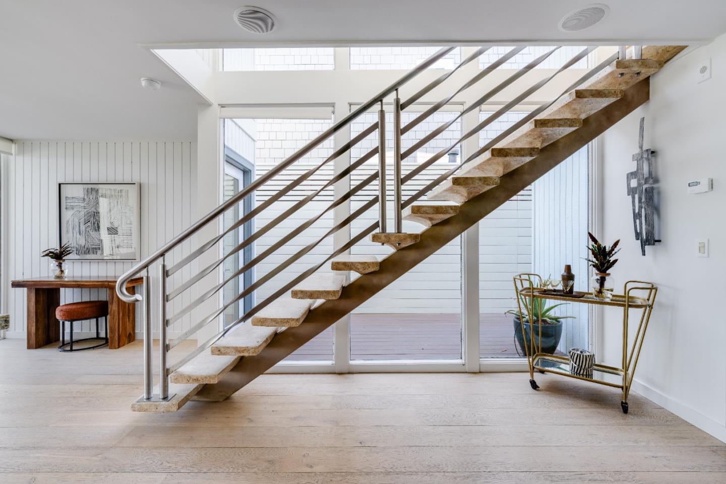 9 Rockview Drive