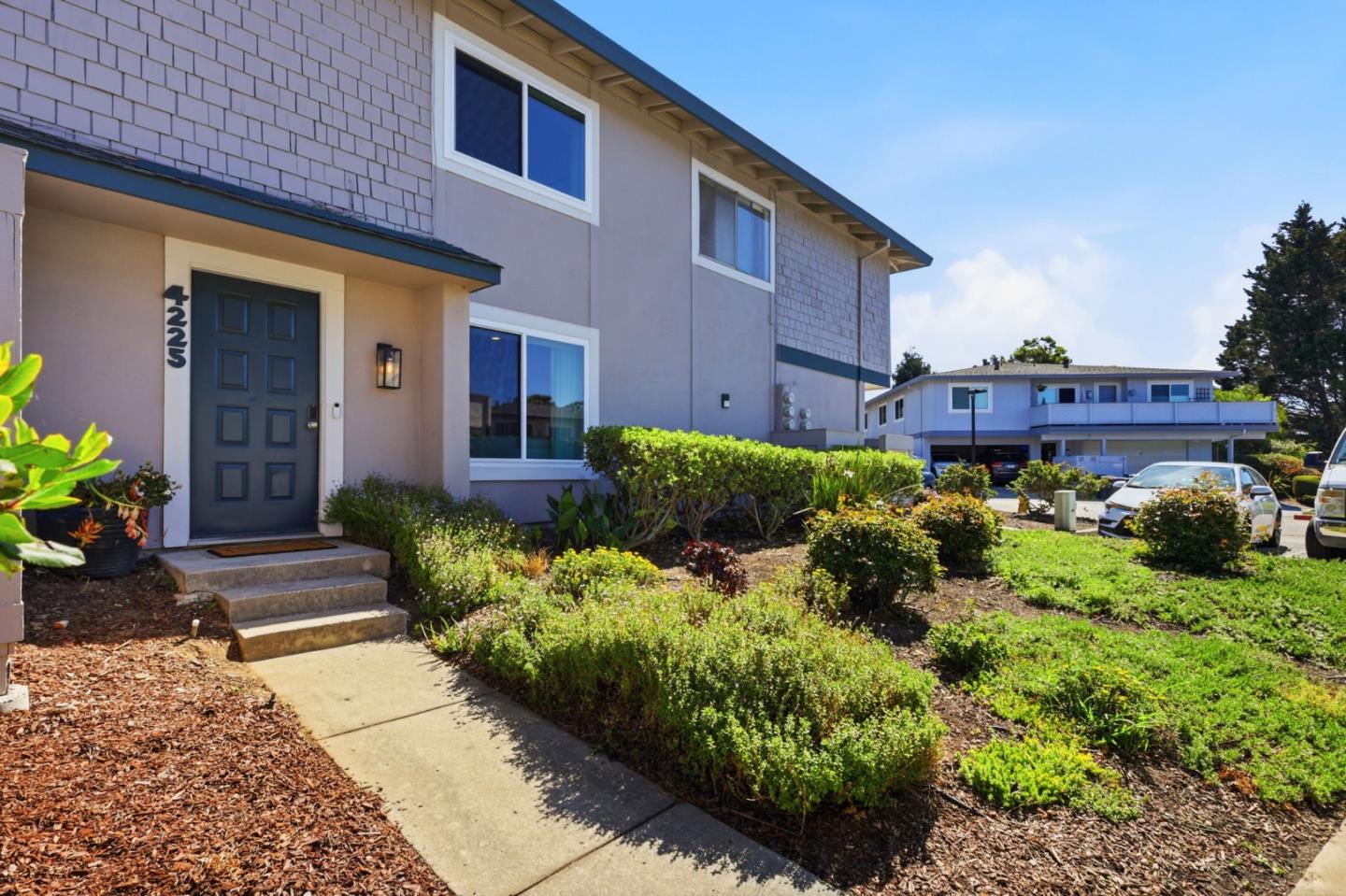 4225 Topsail Court