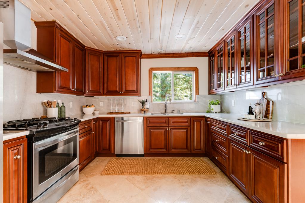 23535 Treeview Trail