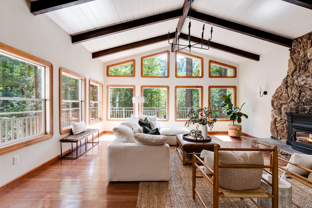 23535 Treeview Trail