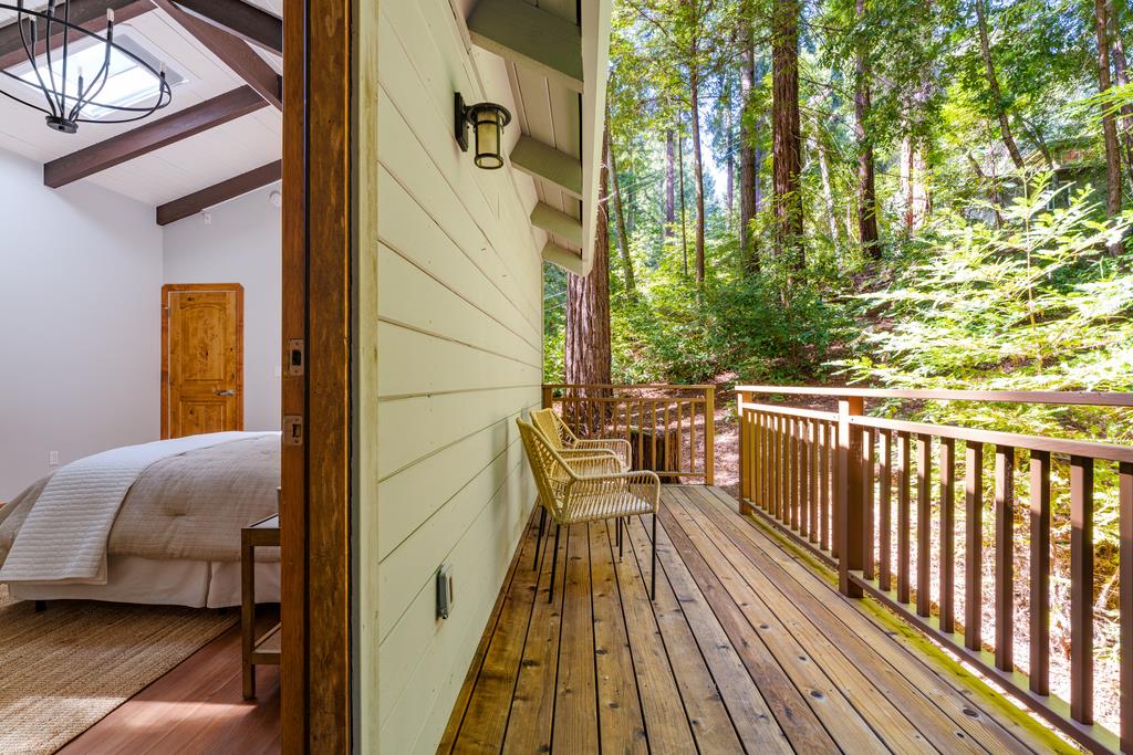 23535 Treeview Trail