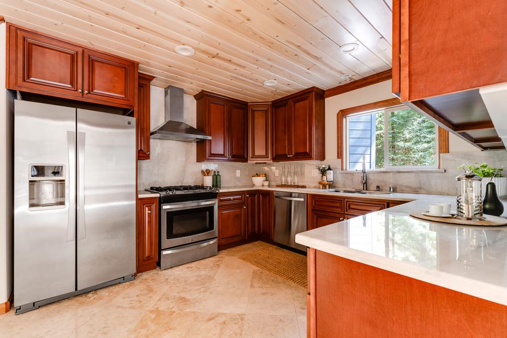 23535 Treeview Trail