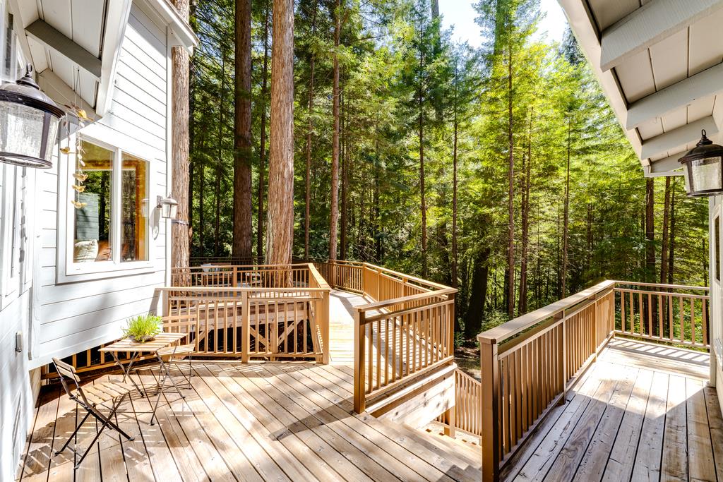 23535 Treeview Trail