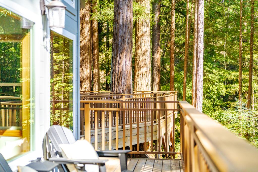 23535 Treeview Trail