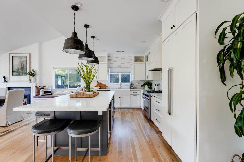 1100 Graham Hill Road