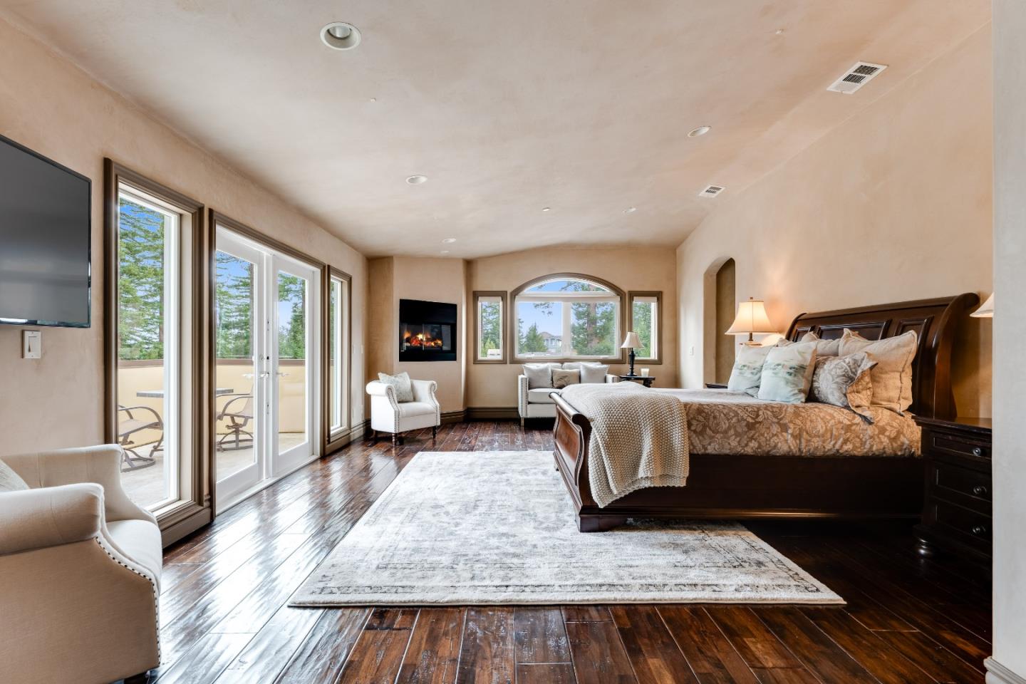 608 Lassen Park Court