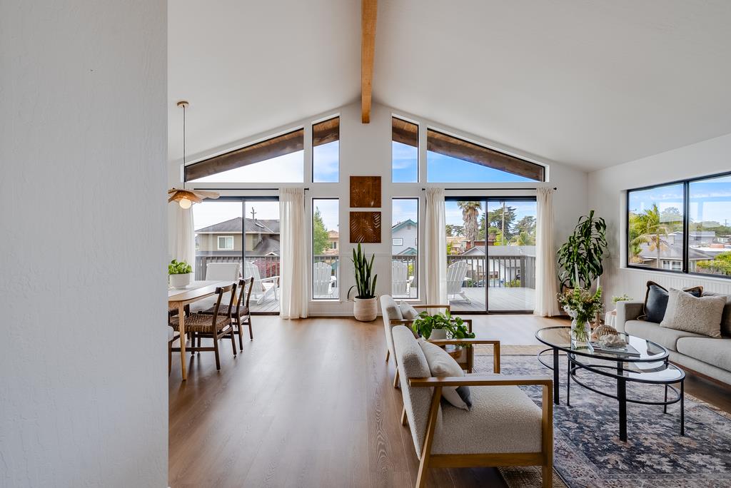 524 Middlefield Drive