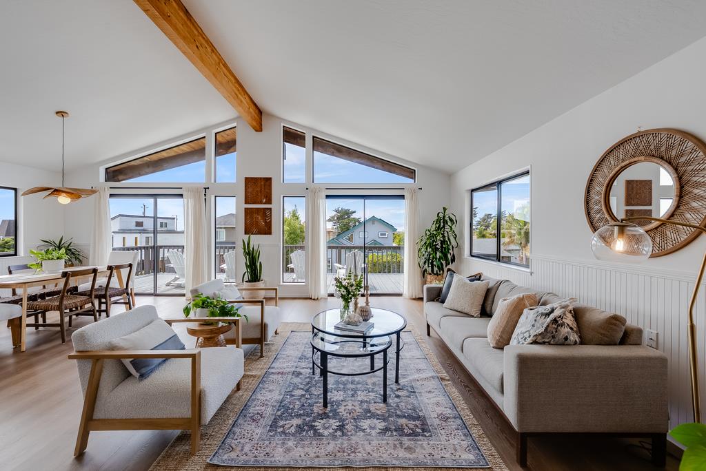 524 Middlefield Drive