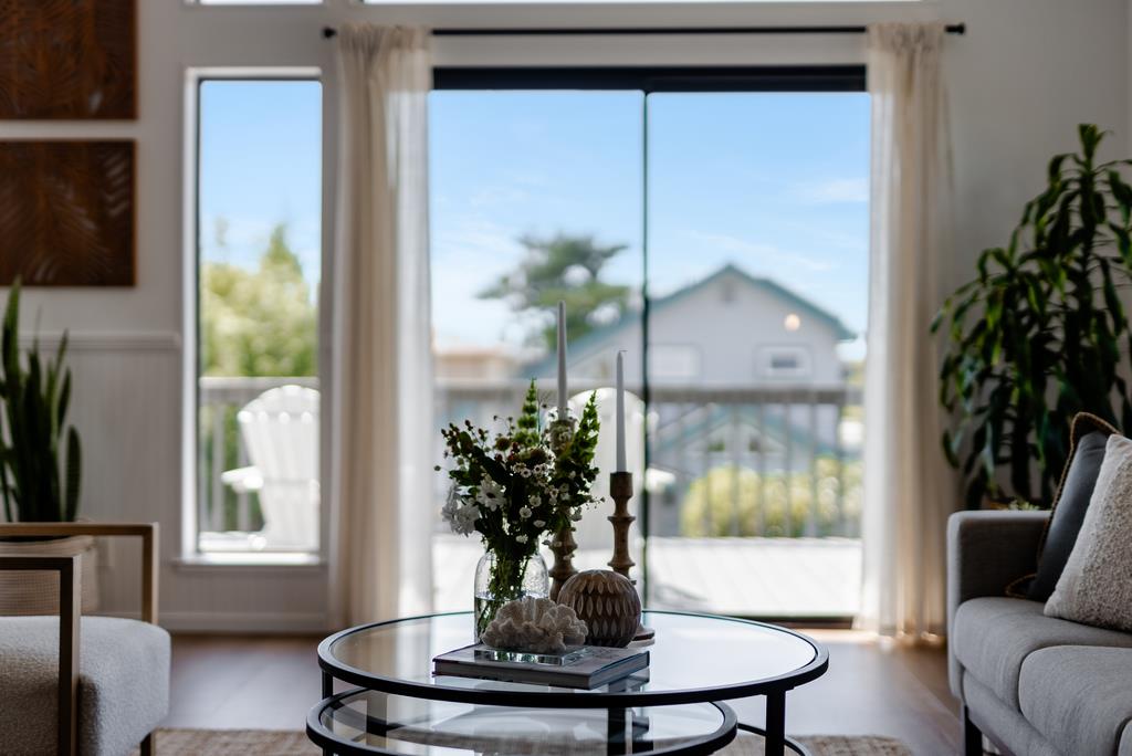 524 Middlefield Drive