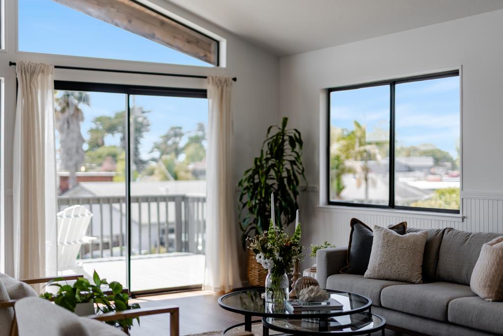 524 Middlefield Drive