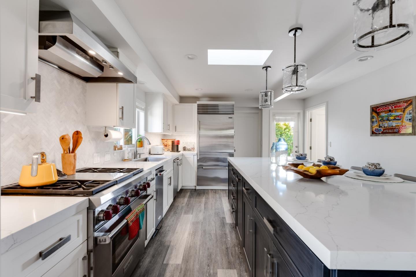 129 Santa Cruz Avenue
