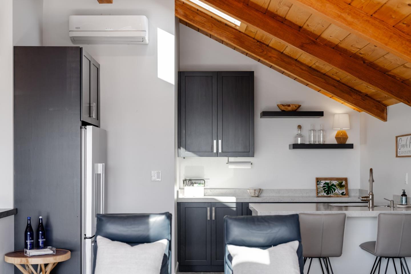 129 Santa Cruz Avenue