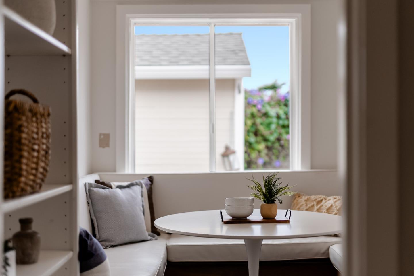 1424 Contra Costa Street
