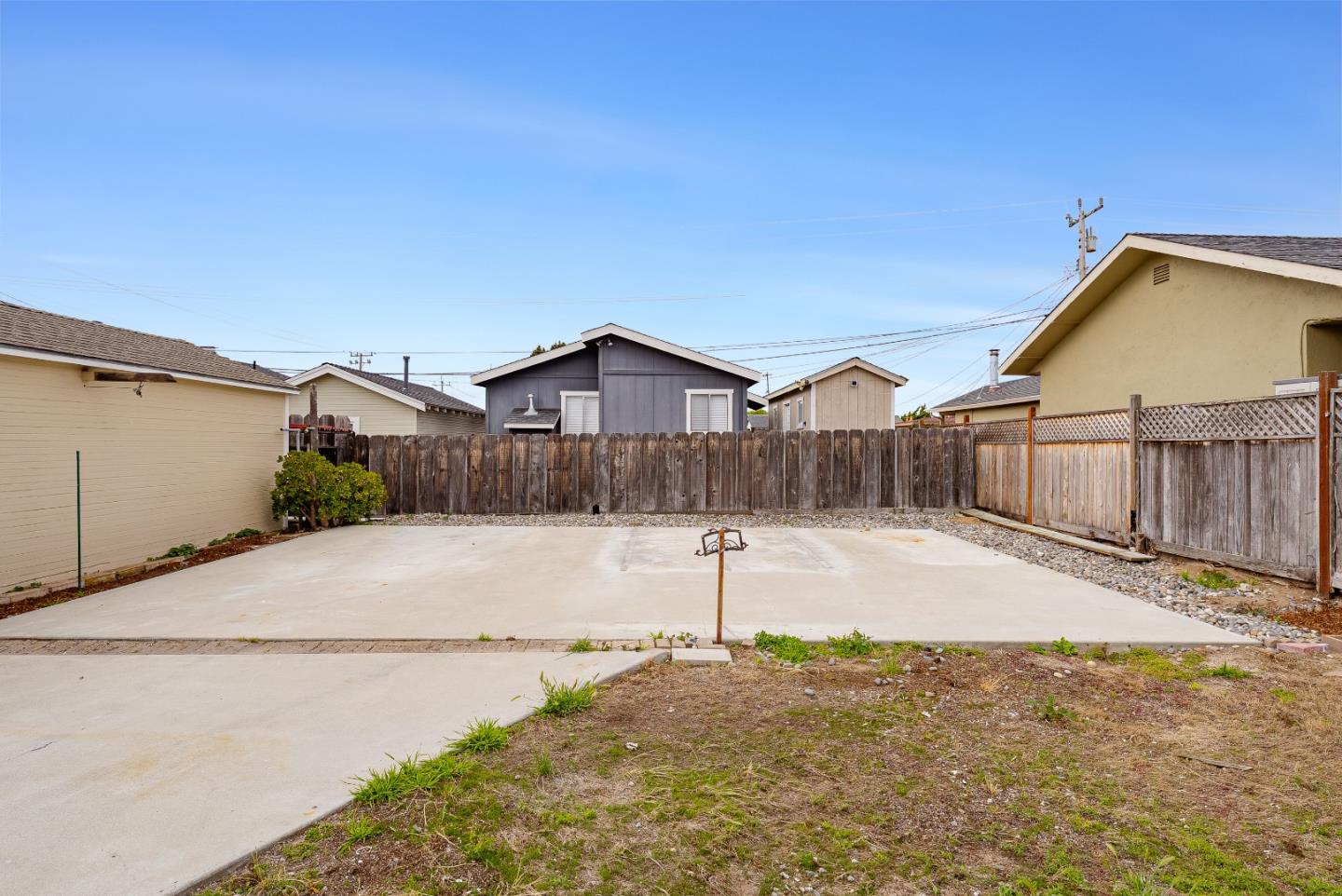1424 Contra Costa Street